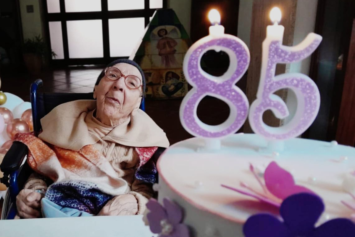 Grande festa per gli 85 anni di Giuseppina Famiglietti